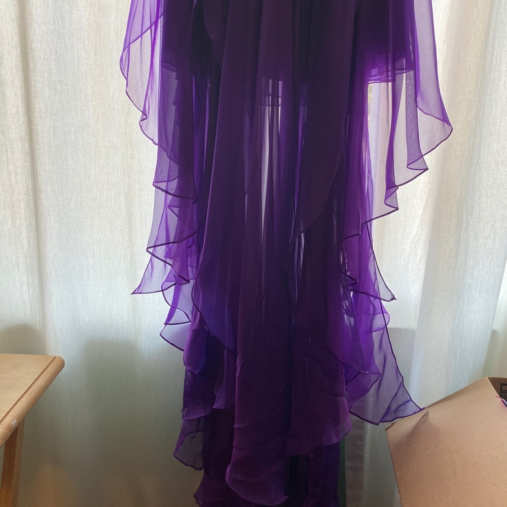 Purple high-low formal dress - Picture 7 of 8